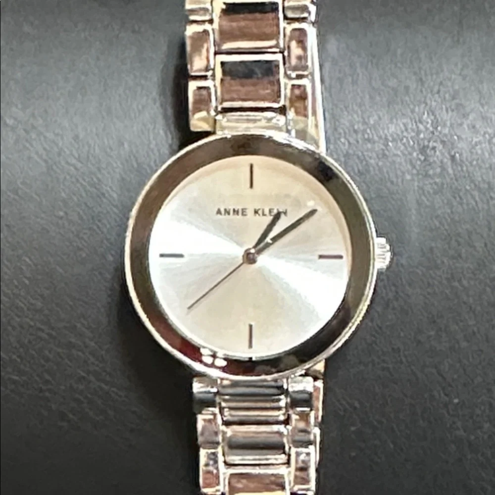 Anne Klein preowned silvertone